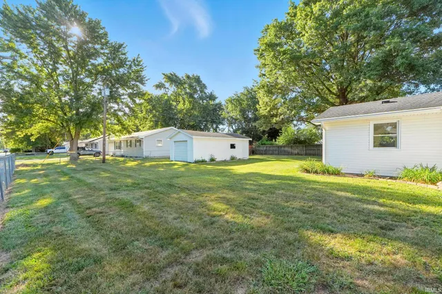 $225,000 | 124 South Maxine Drive, Ossian, IN 46777