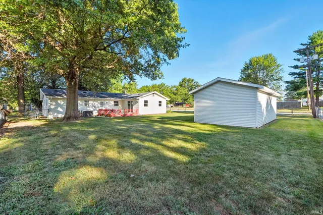 $225,000 | 124 South Maxine Drive, Ossian, IN 46777