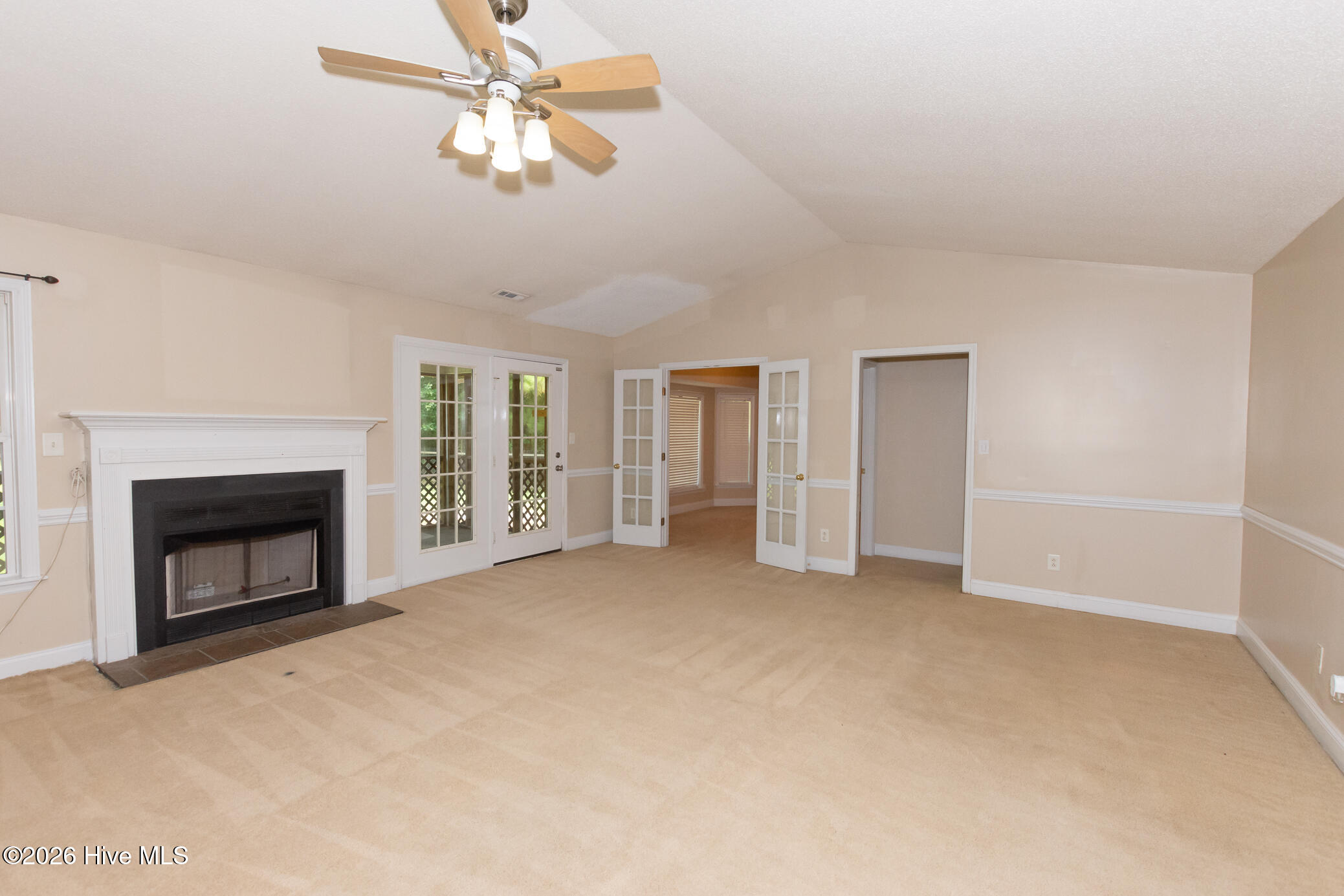 214 Lee Rogers Road Hubert, NC 28539 - Photo 11 of 55