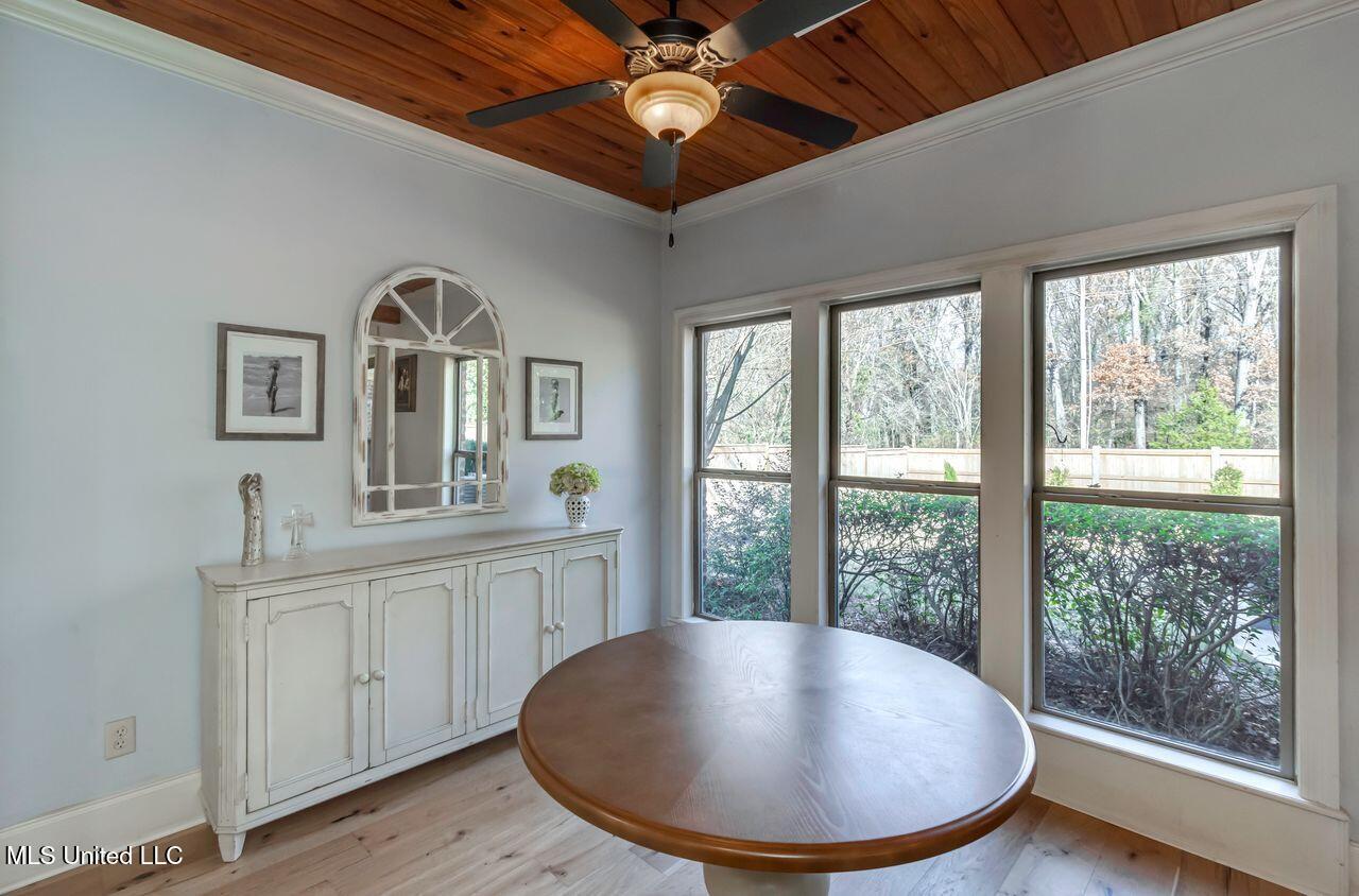 136 Sycamore Ridge Madison, MS 39110 - Photo 9 of 21 Breakfast Room 136