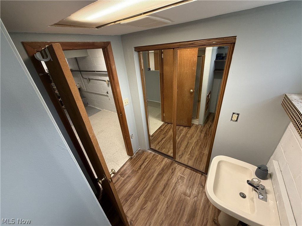 10101 Biddulph Road Cleveland, OH 44144 - Photo 30 of 36