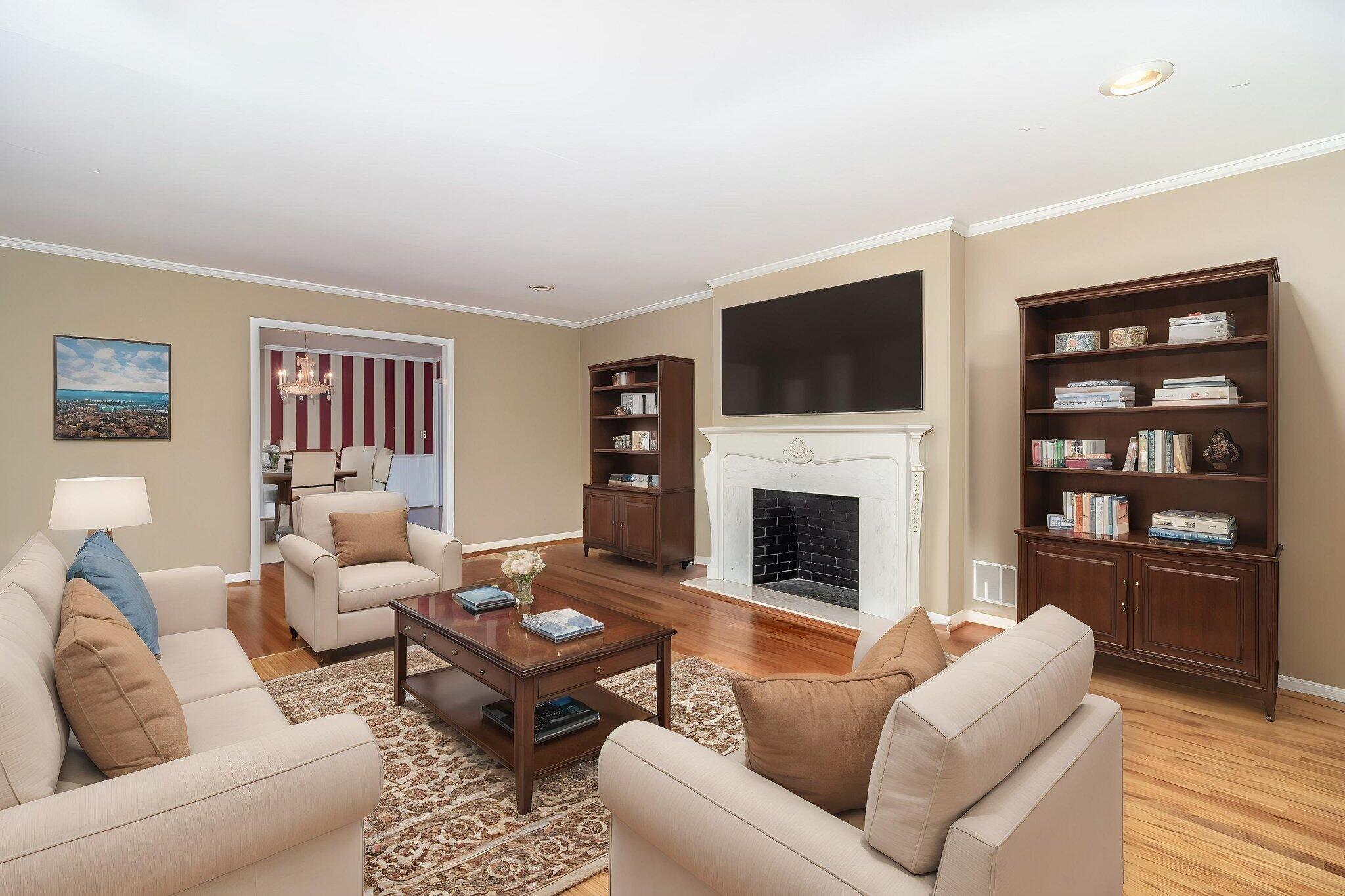 3134 Walton Way Augusta, GA 30909 - Photo 11 of 57 Q, 3134 WW LR virtual 2