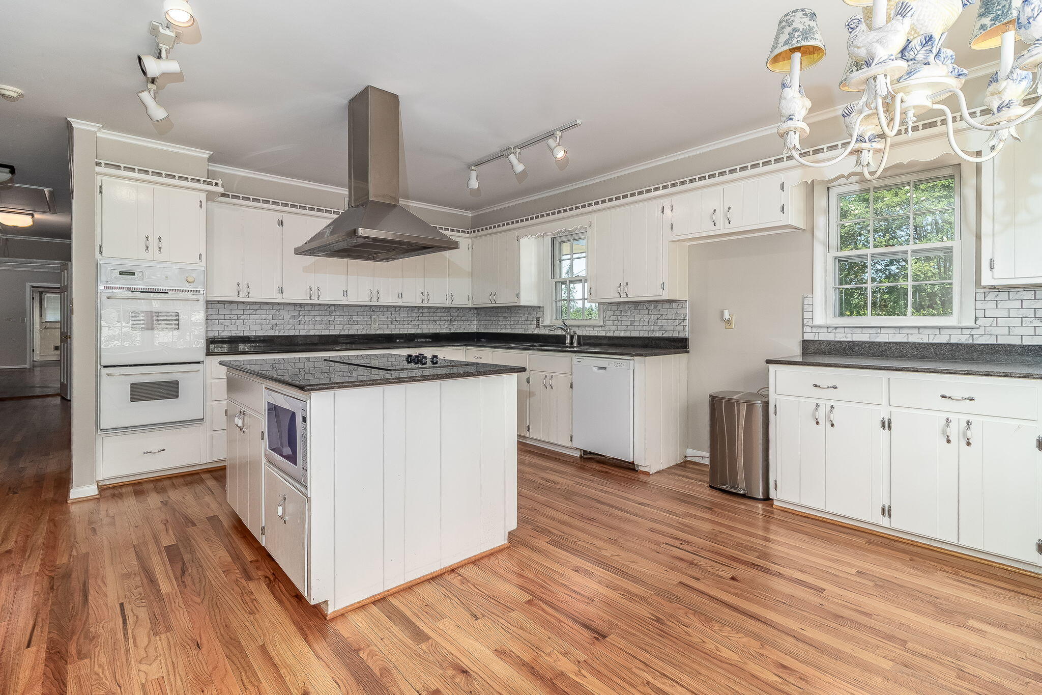 3134 Walton Way Augusta, GA 30909 - Photo 23 of 57 Stainless hood