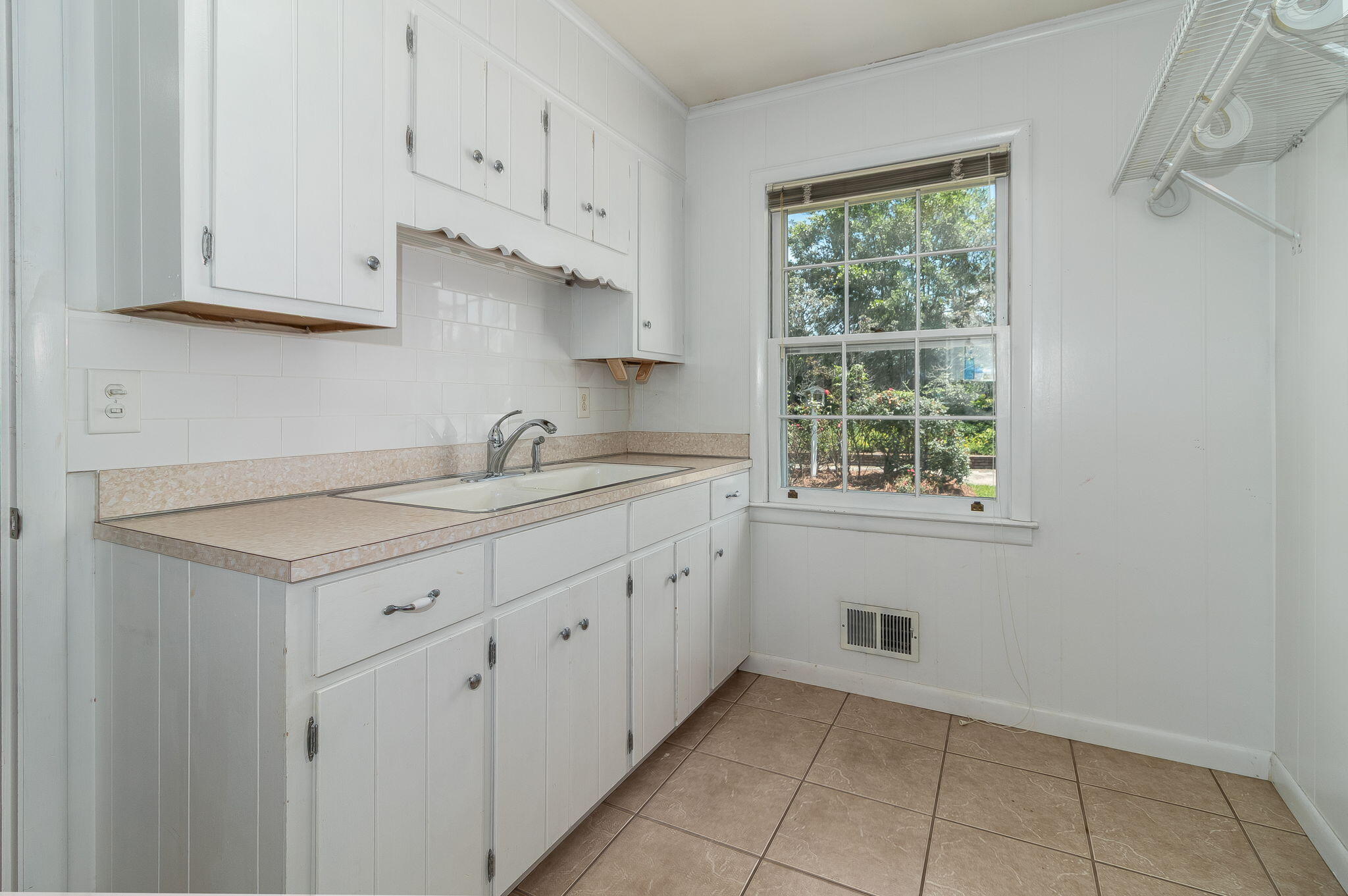 3134 Walton Way Augusta, GA 30909 - Photo 28 of 57 Laundry