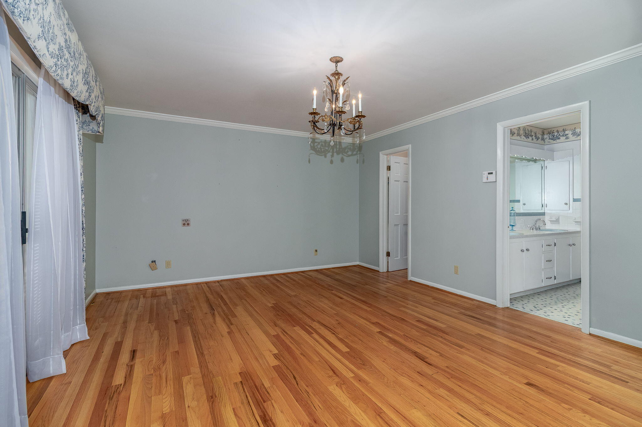 3134 Walton Way Augusta, GA 30909 - Photo 38 of 57 Primary bedroom