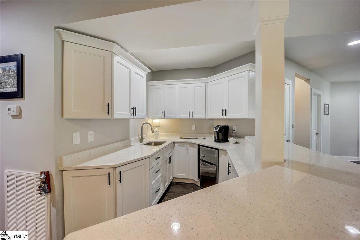 4 West Chaucer Road Greenville, SC 29617 - Photo 22 of 31 Gallery Image 22