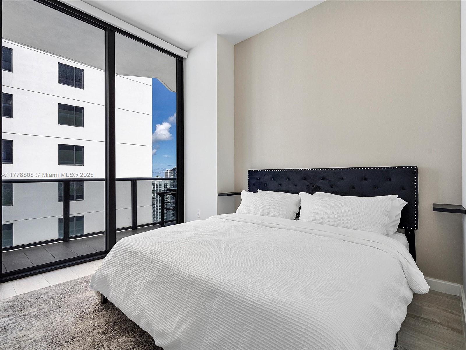 55 Southwest 9th Street, Unit 4309 Miami, FL 33130 - Photo 16 of 40