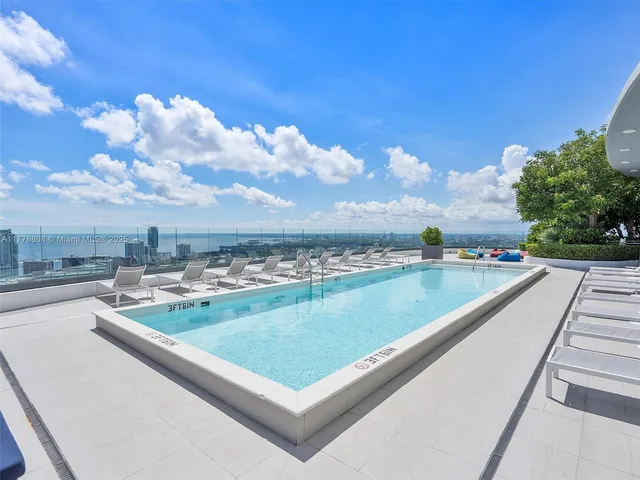 $1,199,000 | 55 Southwest 9th Street, Unit 4309, Miami, FL 33130