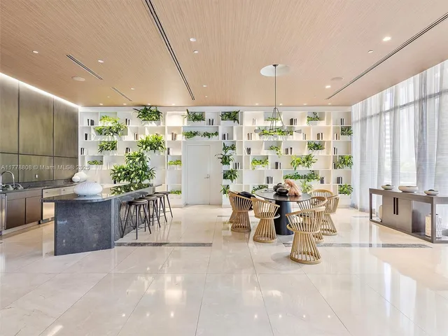 $1,199,000 | 55 Southwest 9th Street, Unit 4309, Miami, FL 33130