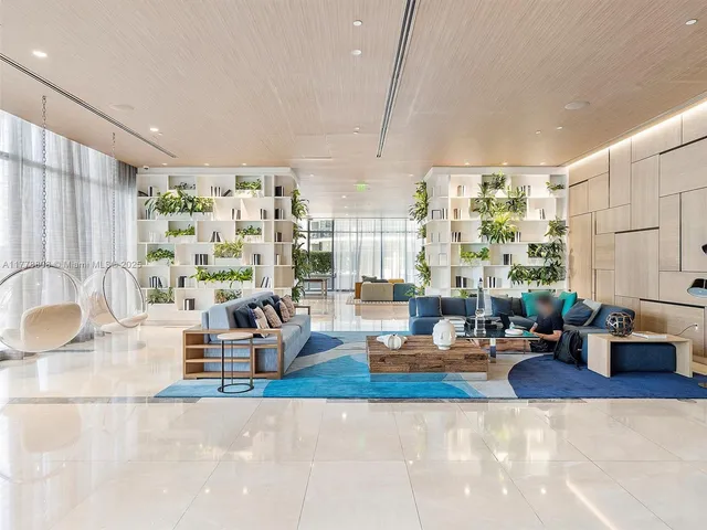 $1,199,000 | 55 Southwest 9th Street, Unit 4309, Miami, FL 33130