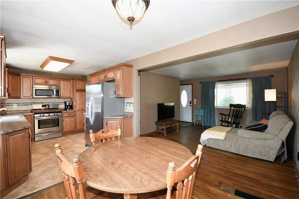 611 Quince Road Monroeville, PA 15146 - Photo 8 of 28 Gallery Image 8