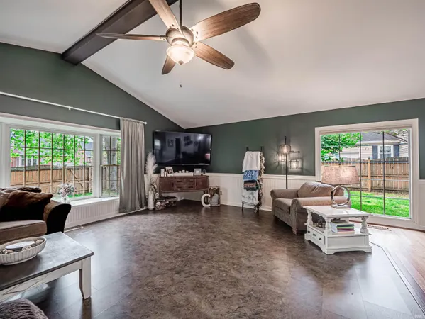 $428,500 | 532 East Meade Drive, Evansville, IN 47715