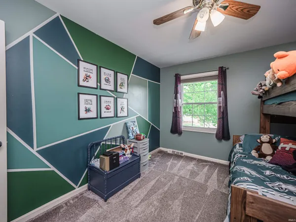$428,500 | 532 East Meade Drive, Evansville, IN 47715