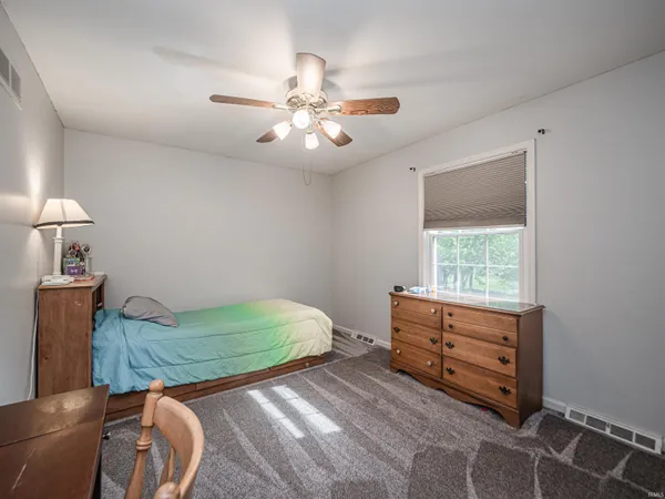 $428,500 | 532 East Meade Drive, Evansville, IN 47715