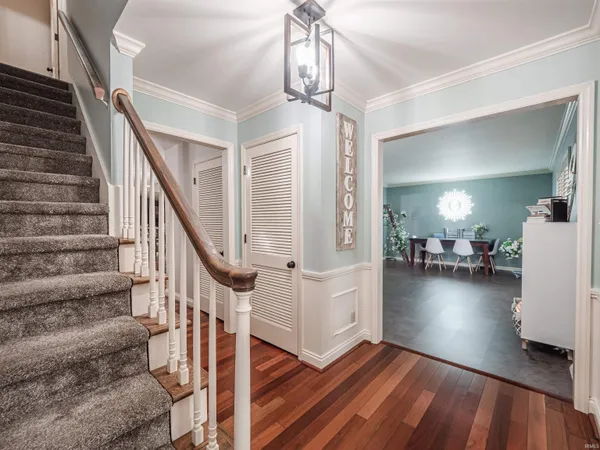 $428,500 | 532 East Meade Drive, Evansville, IN 47715