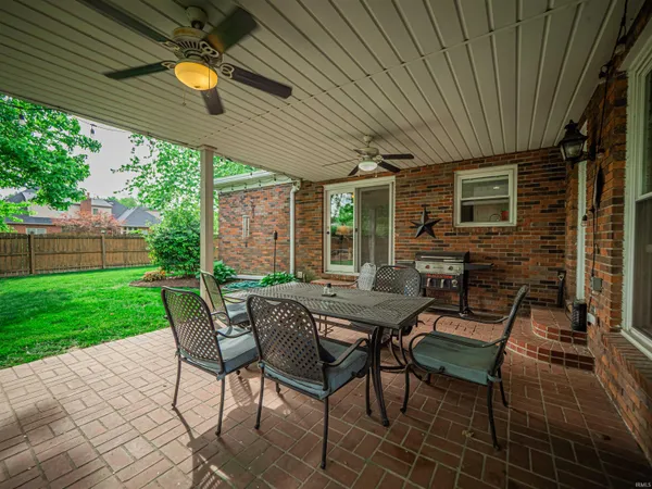 $428,500 | 532 East Meade Drive, Evansville, IN 47715