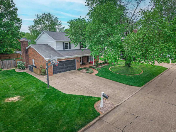 $428,500 | 532 East Meade Drive, Evansville, IN 47715