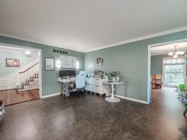 $428,500 | 532 East Meade Drive, Evansville, IN 47715