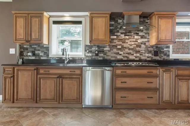 $440,000 | 5638 Murdoch Avenue, St. Louis, MO 63109