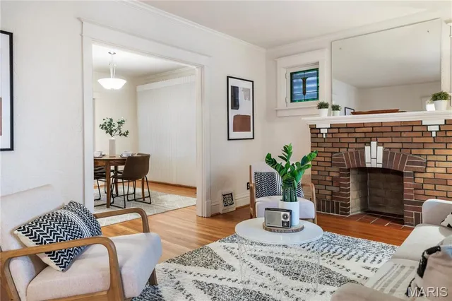 $435,000 | 5638 Murdoch Avenue, St. Louis, MO 63109