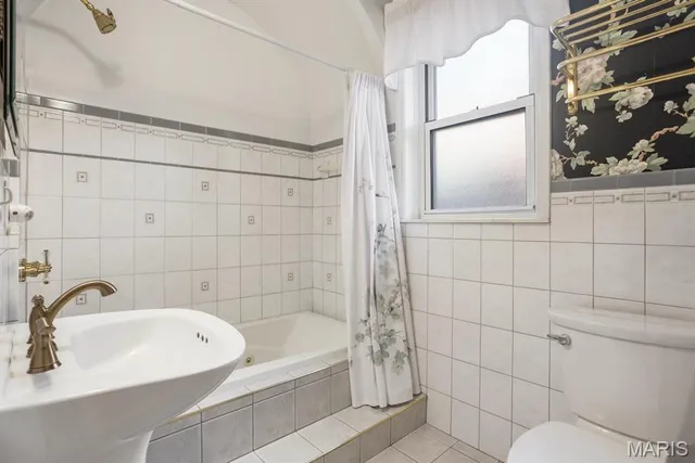 $440,000 | 5638 Murdoch Avenue, St. Louis, MO 63109