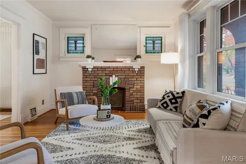 $435,000 | 5638 Murdoch Avenue, St. Louis, MO 63109