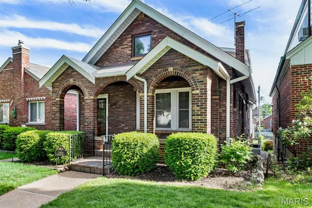 $440,000 | 5638 Murdoch Avenue, St. Louis, MO 63109