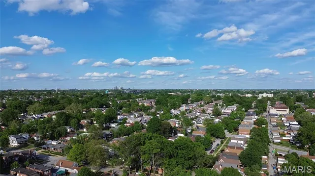 $440,000 | 5638 Murdoch Avenue, St. Louis, MO 63109