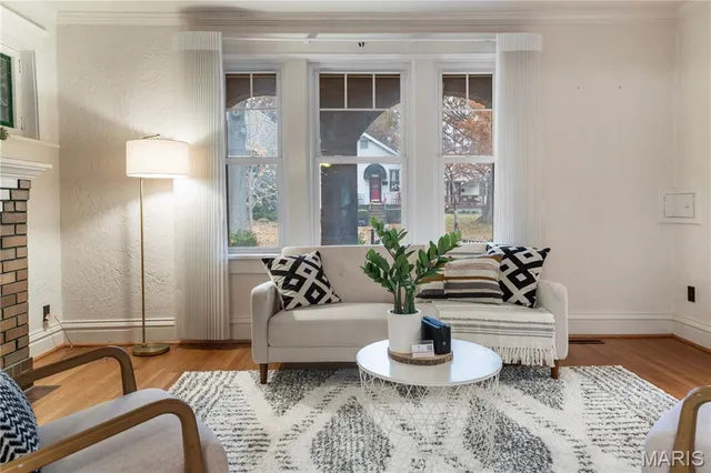 $435,000 | 5638 Murdoch Avenue, St. Louis, MO 63109