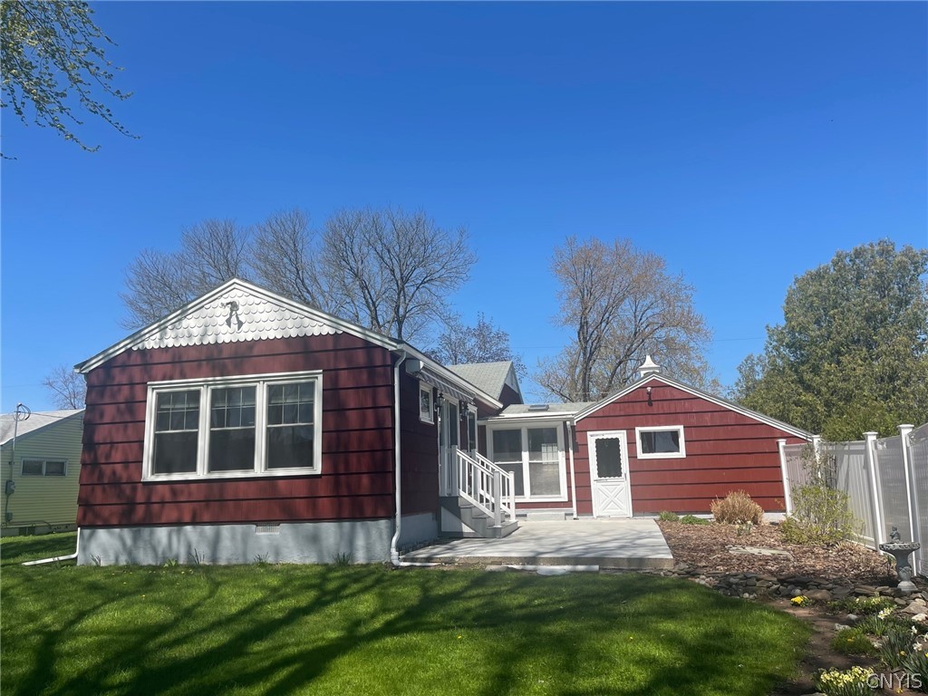 311 Summit Avenue Oneida, NY 13421 - Photo 5 of 50 Rear view