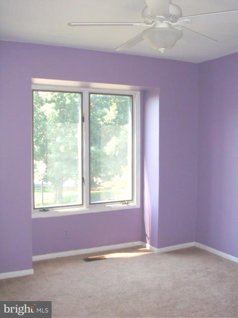 24 Dickens Square Lutherville-Timonium, MD 21093 - Photo 21 of 30 Bedroom