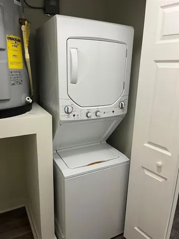 $1,150 | 2902 Douglas Avenue, Unit 211, Dallas, TX 75219