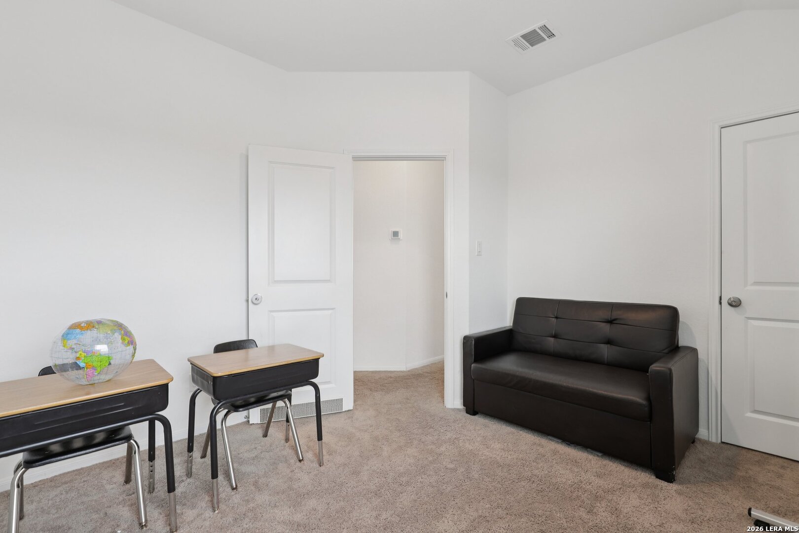9062 Austin Seguin, TX 78155 - Photo 25 of 43 a living room with furniture and a potted plant