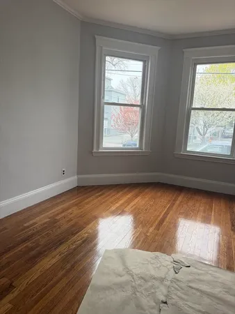 $2,300 | 71 Harwood Street, Unit 2, Lynn, MA 01902