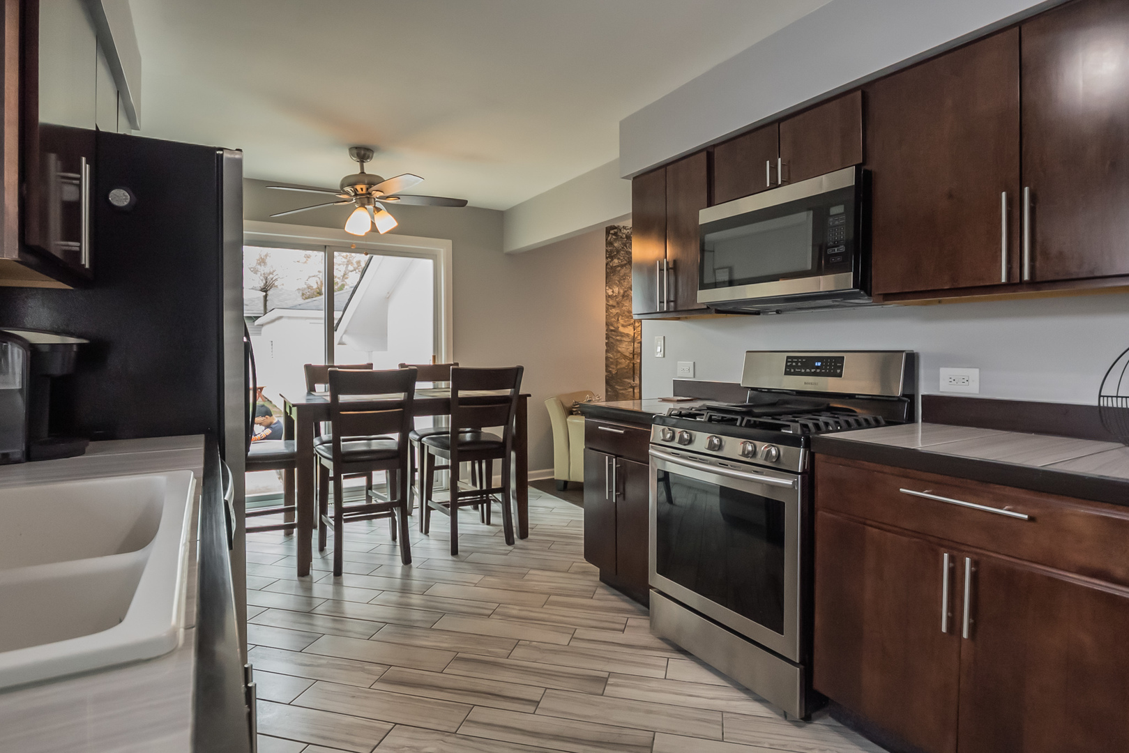 743 North Mill Road Addison, IL 60101 - Photo 10 of 19