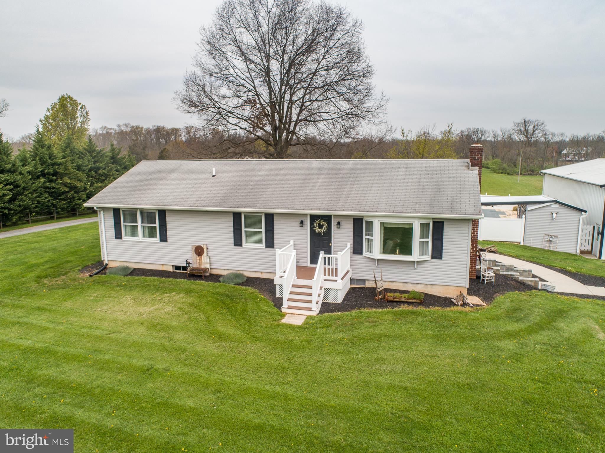 1420 Harney Road Littlestown, PA 17340 - Photo 5 of 91 3 bd 2 ba rancher on 2 acres