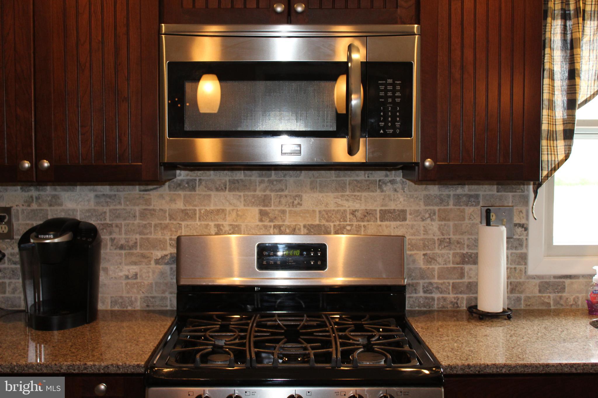 1420 Harney Road Littlestown, PA 17340 - Photo 10 of 91 Stainless appliances