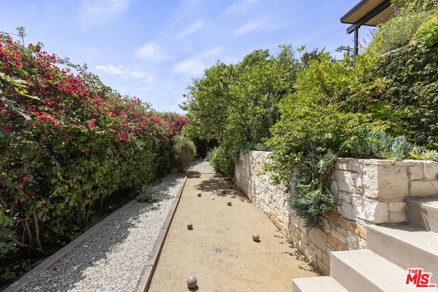 $1,900,000 | 3760 Clayton Avenue, Los Angeles, CA 90027