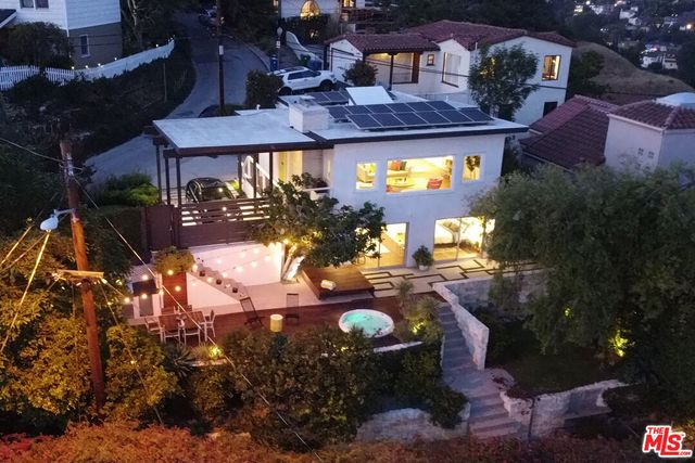 $1,900,000 | 3760 Clayton Avenue, Los Angeles, CA 90027