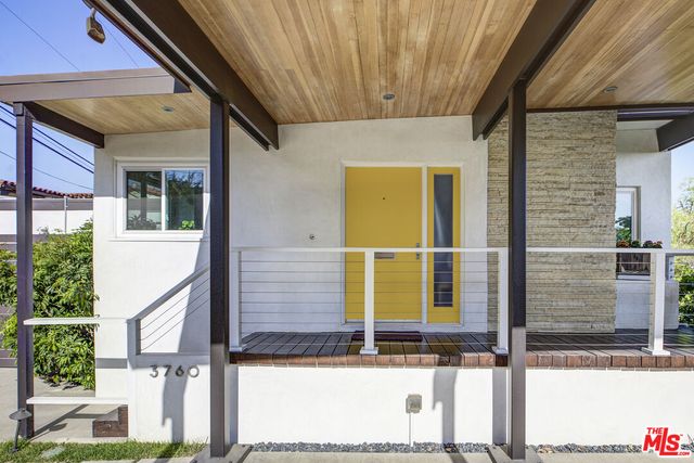 $1,900,000 | 3760 Clayton Avenue, Los Angeles, CA 90027