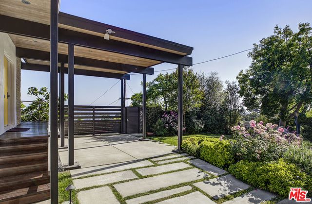 $1,900,000 | 3760 Clayton Avenue, Los Angeles, CA 90027