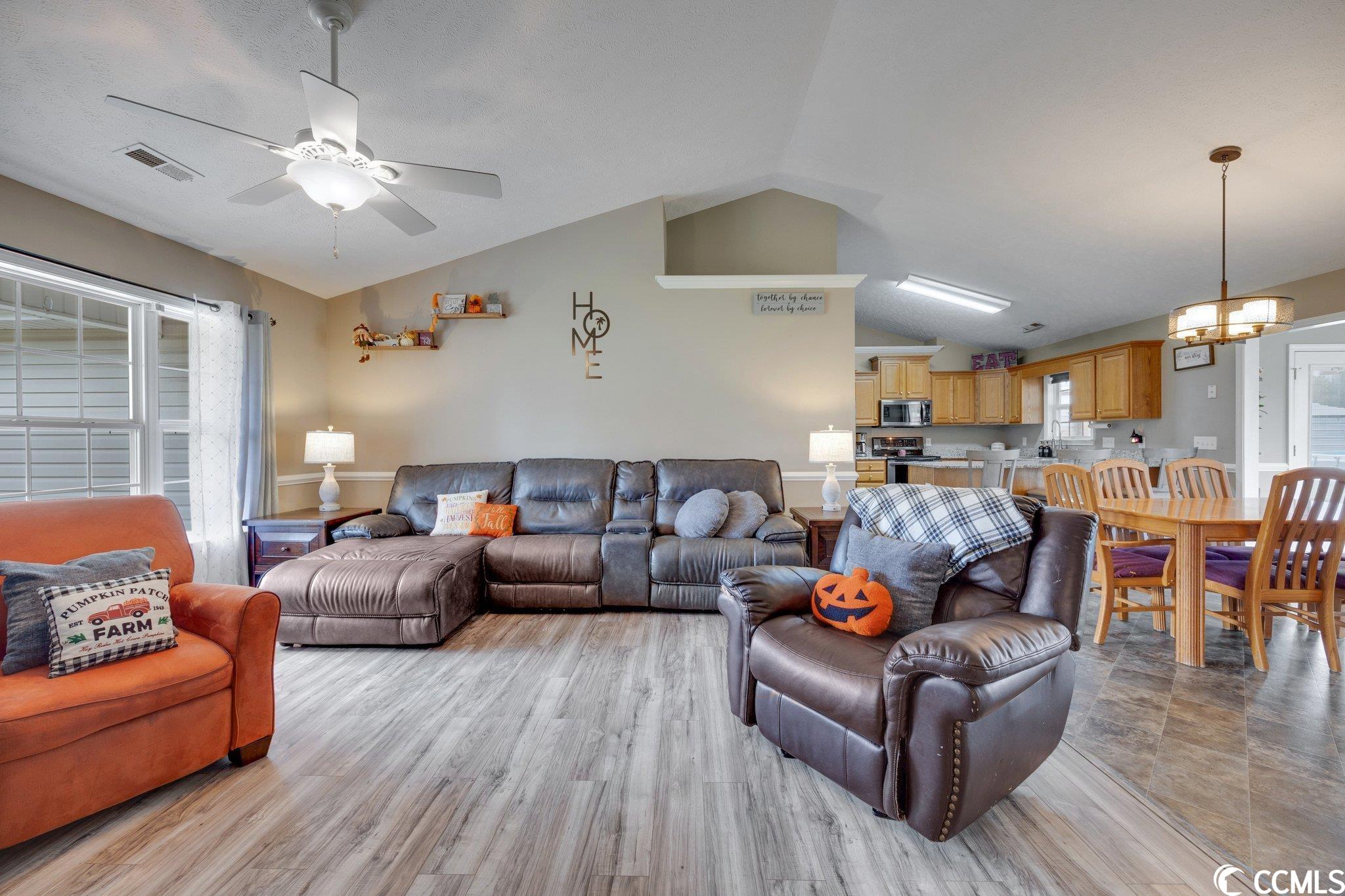 106 Hampton Ridge Road Conway, SC 29527 - Photo 7 of 34 Gallery Image 7