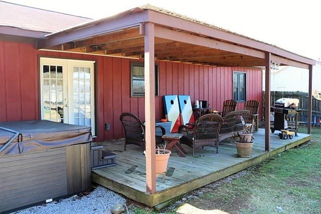 161 Findlay Subdivision Road Sparta, TN 38583 - Photo 18 of 20 Back Porch