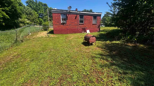 $69,000 | 237 West Frank Avenue, Memphis, TN 38109