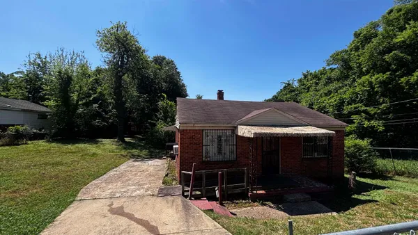 $69,000 | 237 West Frank Avenue, Memphis, TN 38109