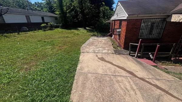$69,000 | 237 West Frank Avenue, Memphis, TN 38109