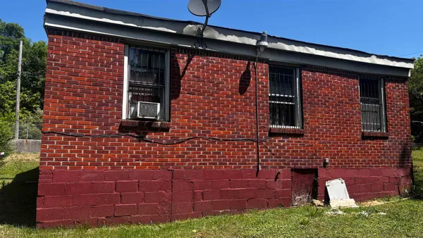 $69,000 | 237 West Frank Avenue, Memphis, TN 38109