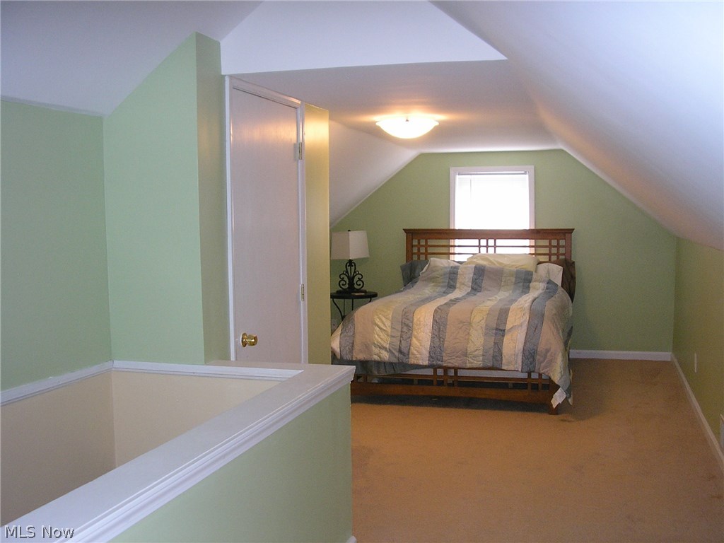 1688 Winchester Road Cleveland, OH 44124 - Photo 10 of 15