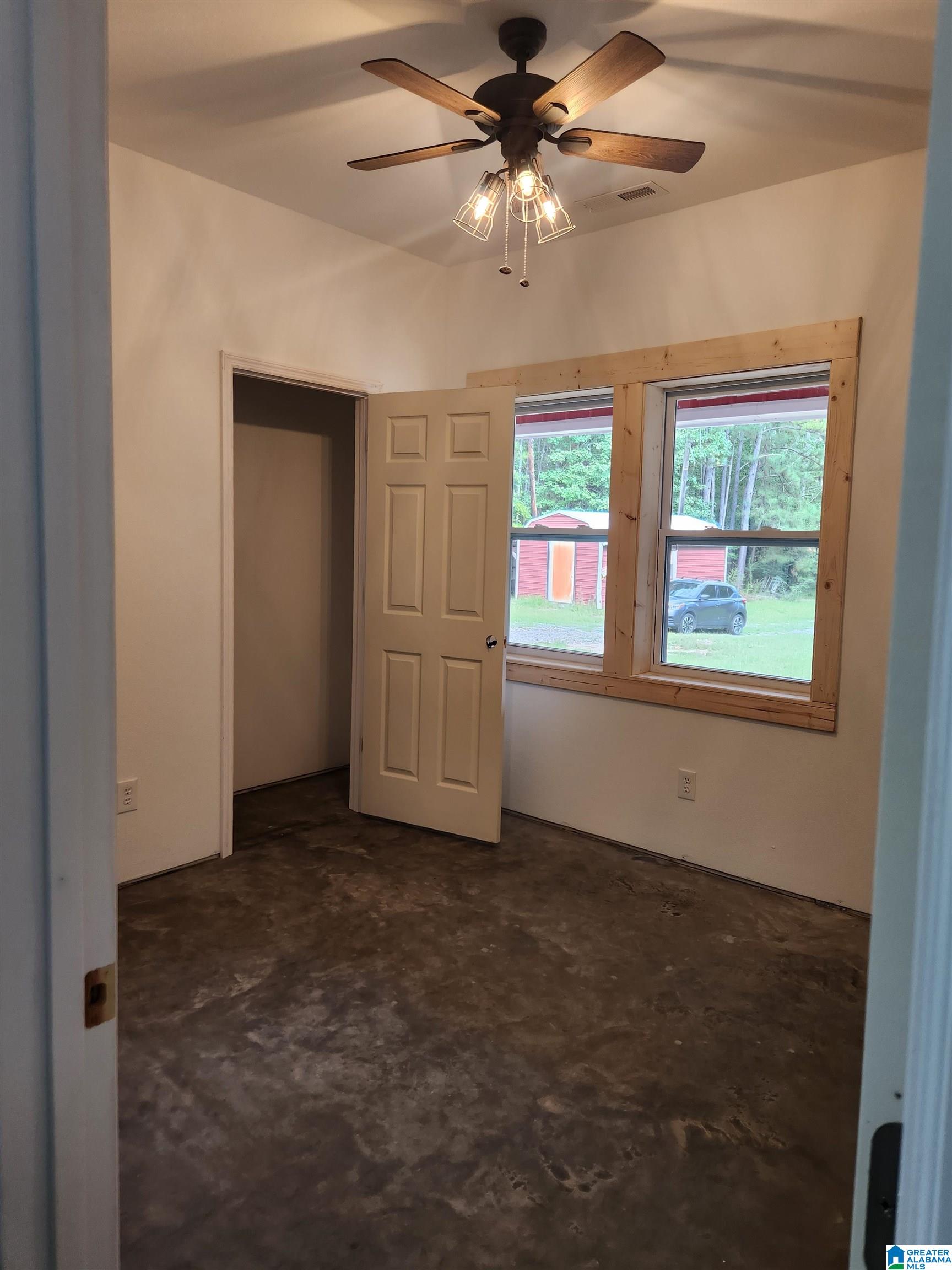 165 Linger Lane Talladega, AL 35160 - Photo 9 of 10