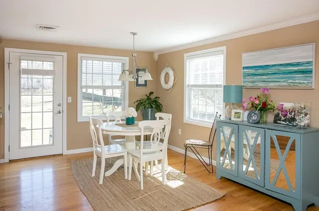 $3,400 | 1 Leland Point Drive, Portsmouth, RI 02871